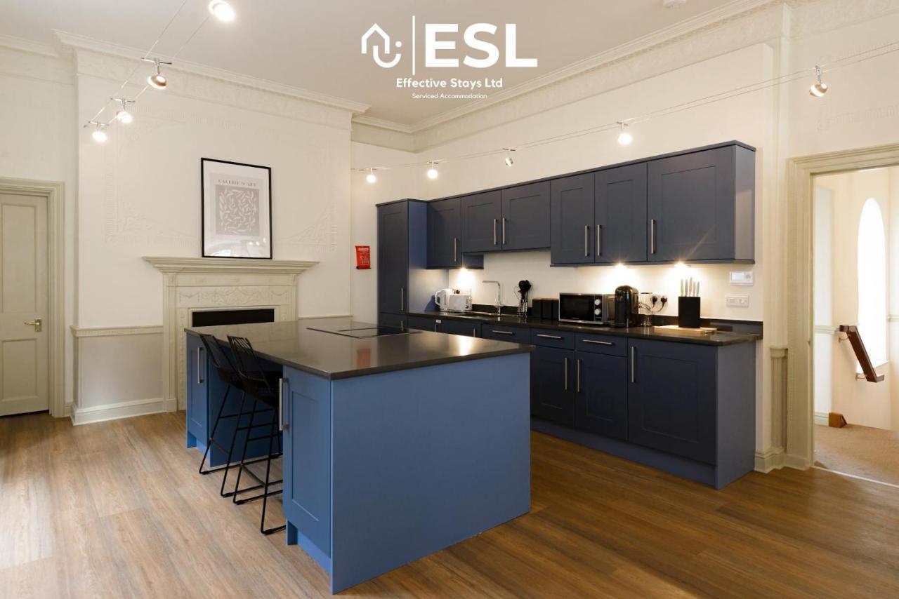 Most Central Luxury Grade 2 Listed Apartment Overlooking Shrewsbury Square - Free Parking Exteriör bild