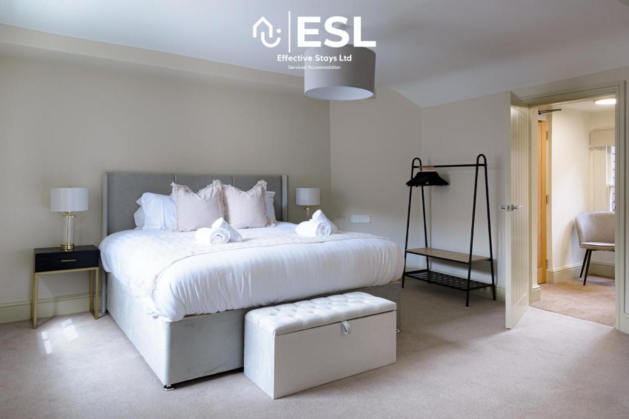 Most Central Luxury Grade 2 Listed Apartment Overlooking Shrewsbury Square - Free Parking Exteriör bild